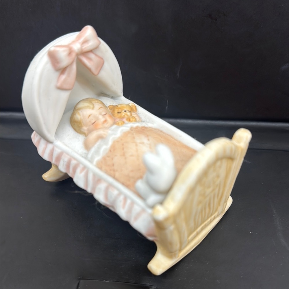 Treasured Memories “Our New Baby” 1983 Ernesco  E-3235 cradel and baby figurine